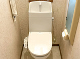 トイレリフォーム床もお掃除しやすい、コストを抑えたトイレ
