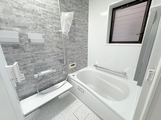 バスルームリフォーム 清潔感あふれる明るい水まわり